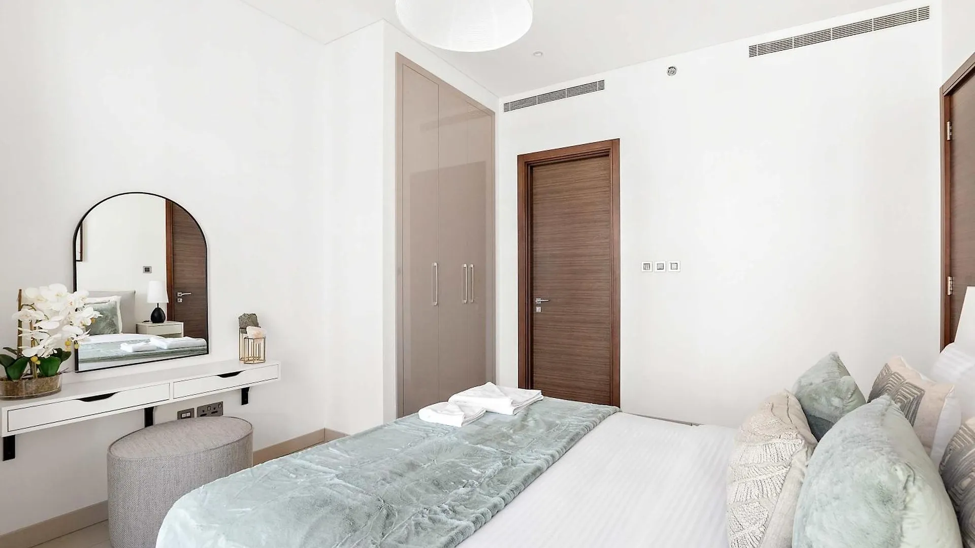 Silkhaus Luxurious 1 Bdr High End Neighborhood Apartment Dubai