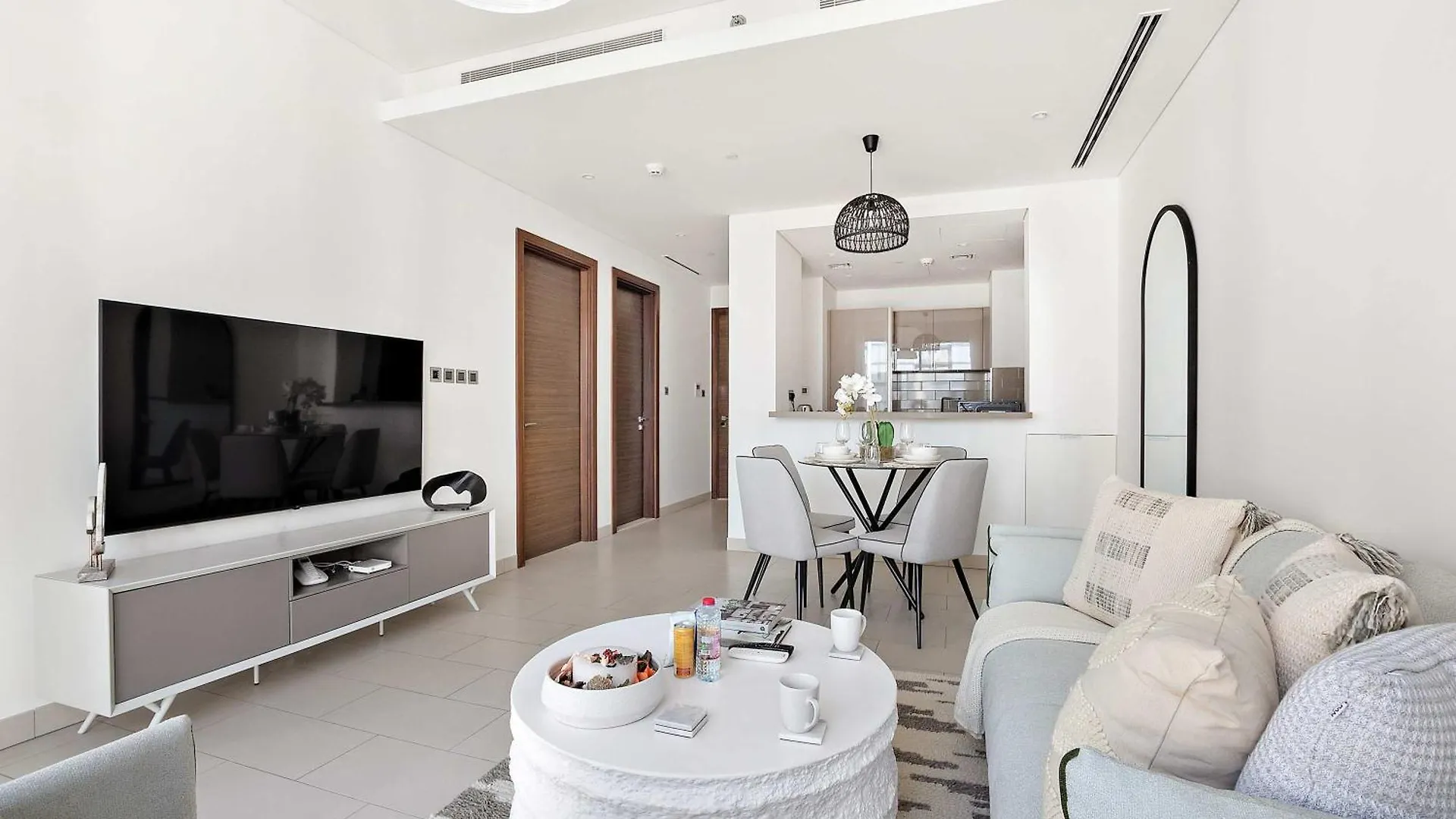 Silkhaus Luxurious 1 Bdr High End Neighborhood Apartment Dubai United Arab Emirates